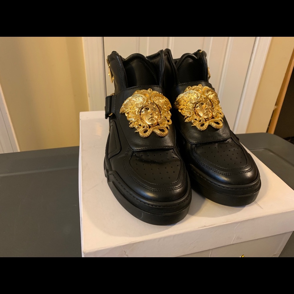 Versace Men’s size 10